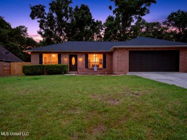 7832 Hilo Place, Diamondhead, MS 39525