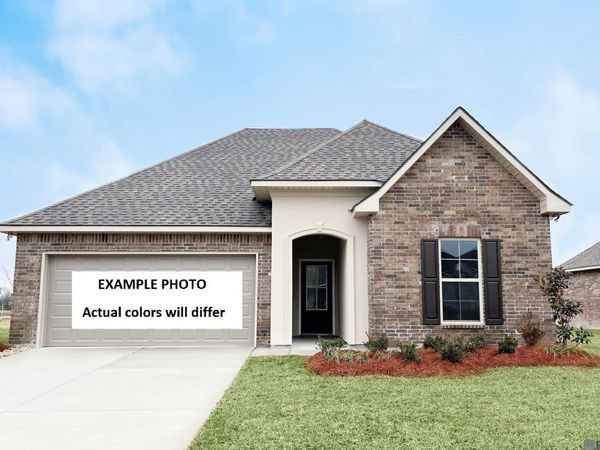 23404 Pershing Dr, Denham Springs, LA 70726