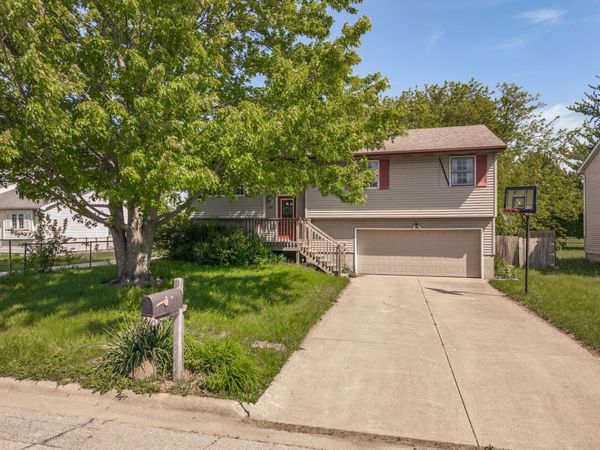 1309 W Indian Drive , Pontiac, IL 61764
