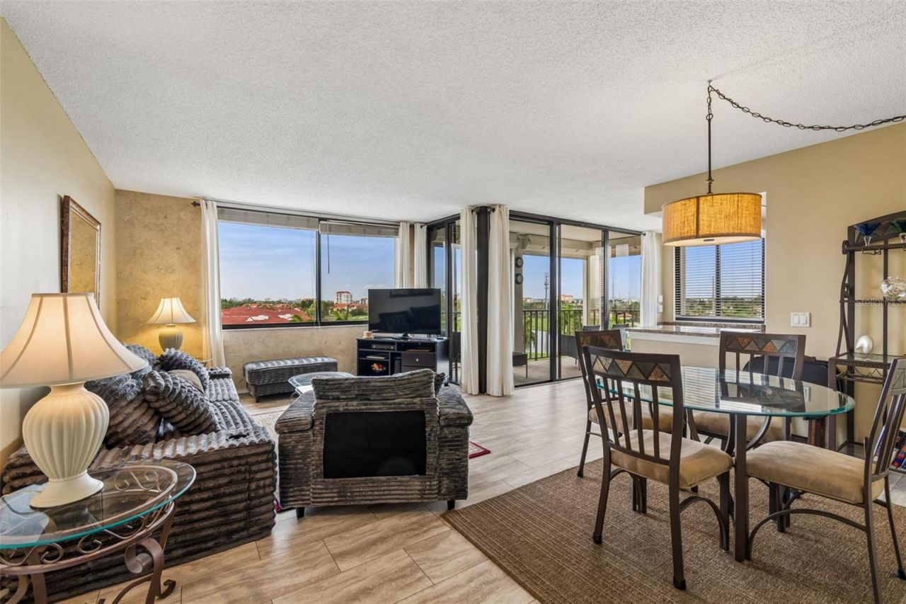 6365 Bahia Del Mar Boulevard, Unit 604, Saint Petersburg, FL 33715 Photo