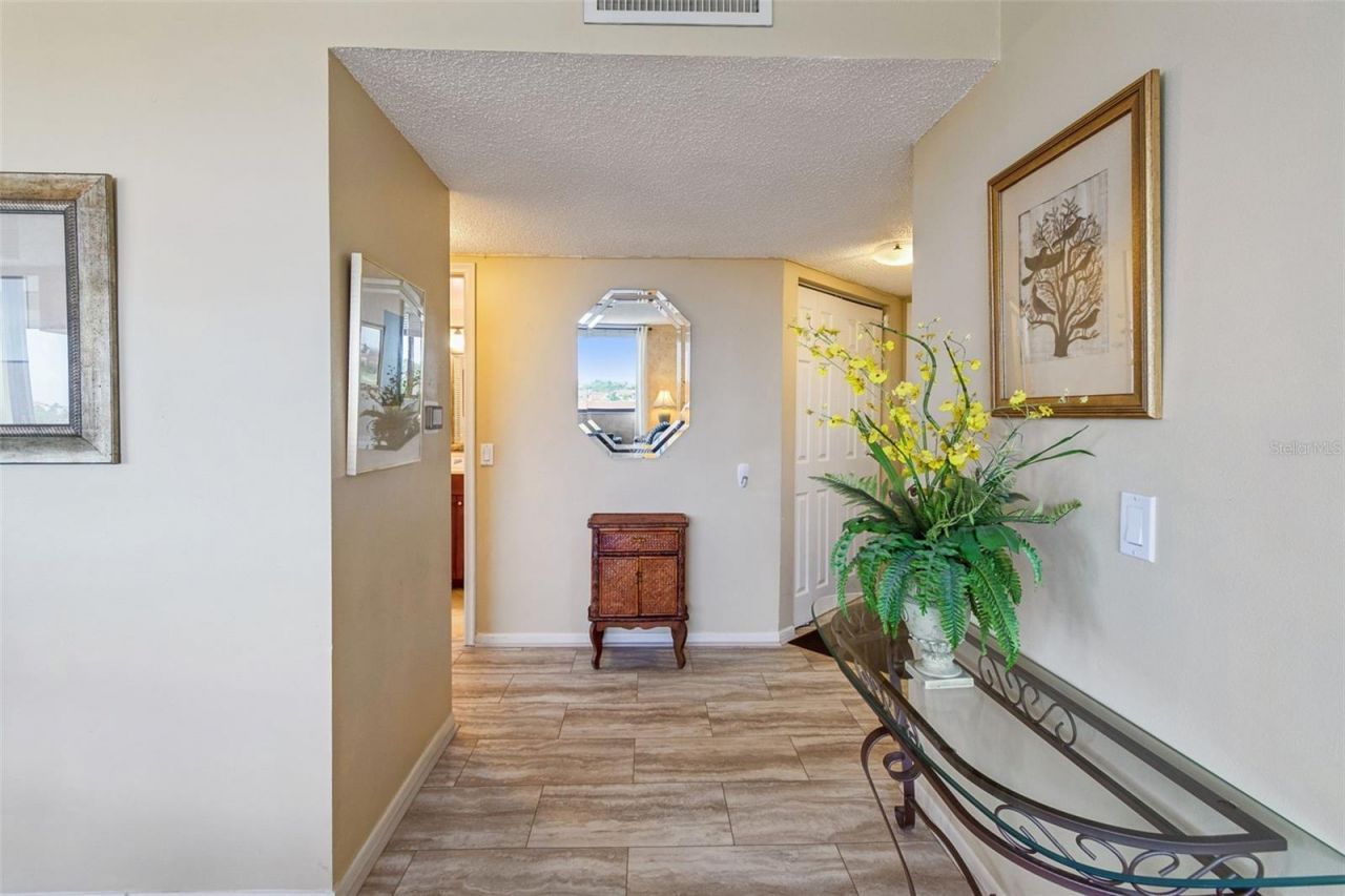 6365 Bahia Del Mar Boulevard, Unit 604, Saint Petersburg, FL 33715 Photo