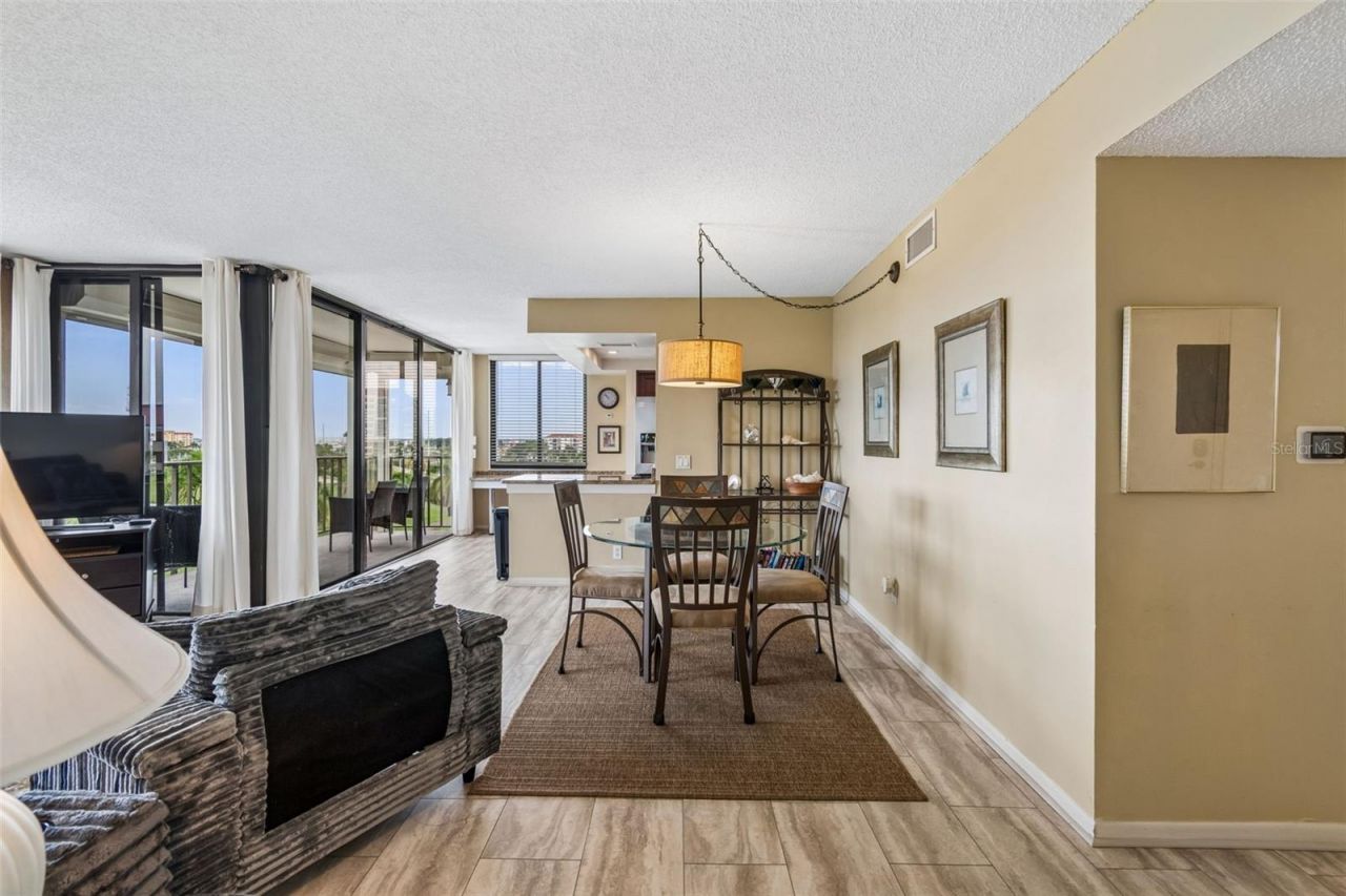 6365 Bahia Del Mar Boulevard, Unit 604, Saint Petersburg, FL 33715 Photo