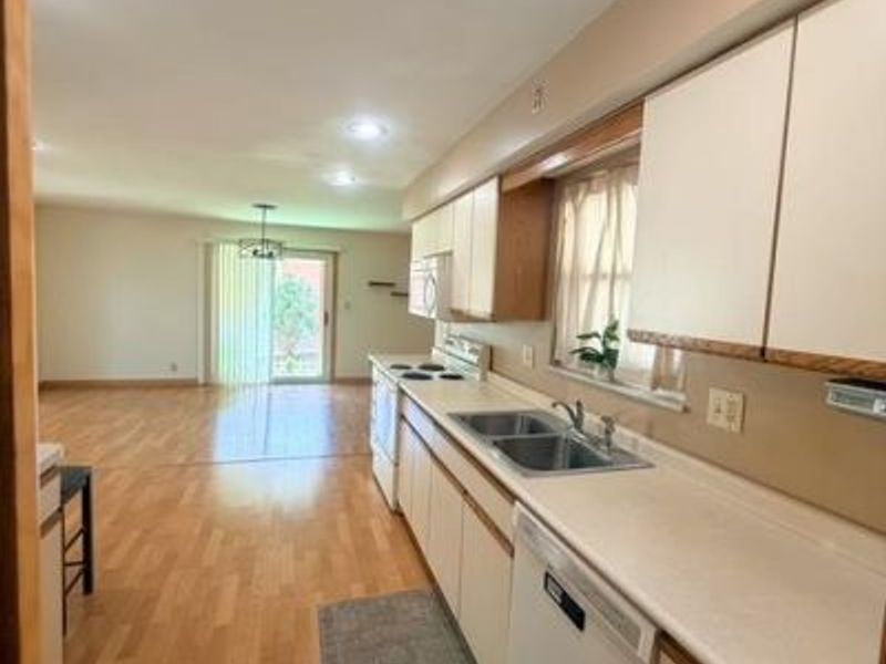 1125 Briarwood Drive, Hamilton, OH 45013 Photo 4
