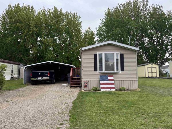 560 W 21st Street, Unit 114, Monroe, WI 53566