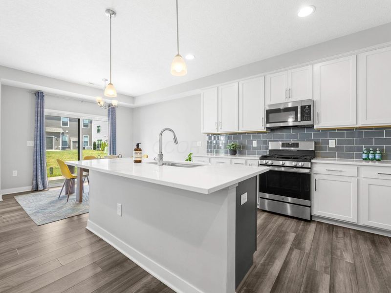 6406 Hamilton Woods Boulevard N, Westerville, OH 43081 Photo 13