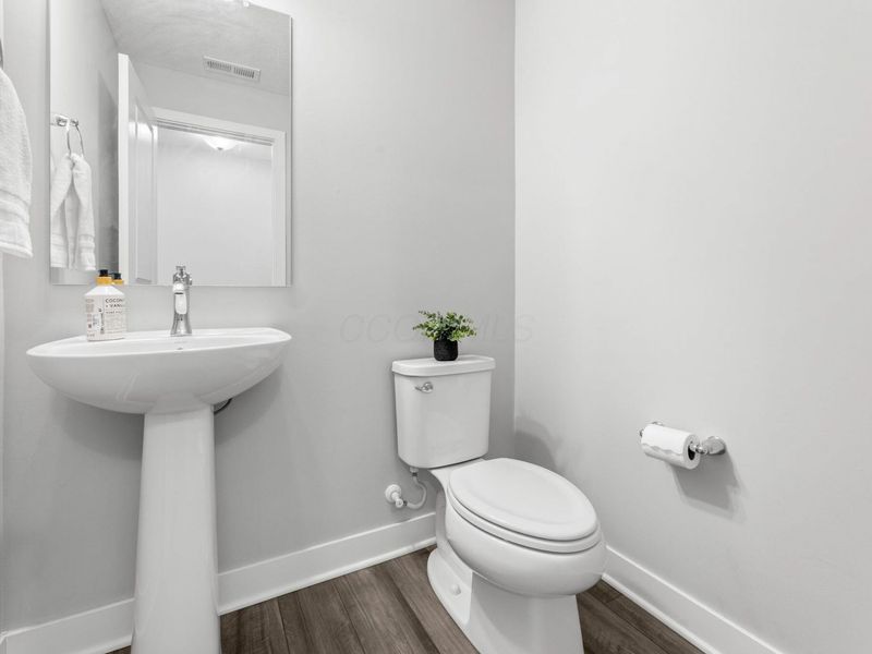 6406 Hamilton Woods Boulevard N, Westerville, OH 43081 Photo 15