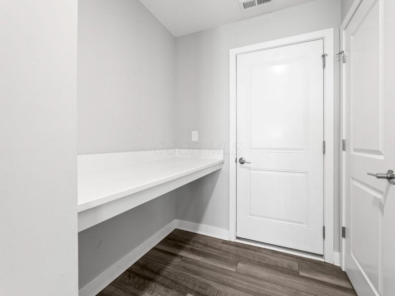 6406 Hamilton Woods Boulevard N, Westerville, OH 43081 Photo 17