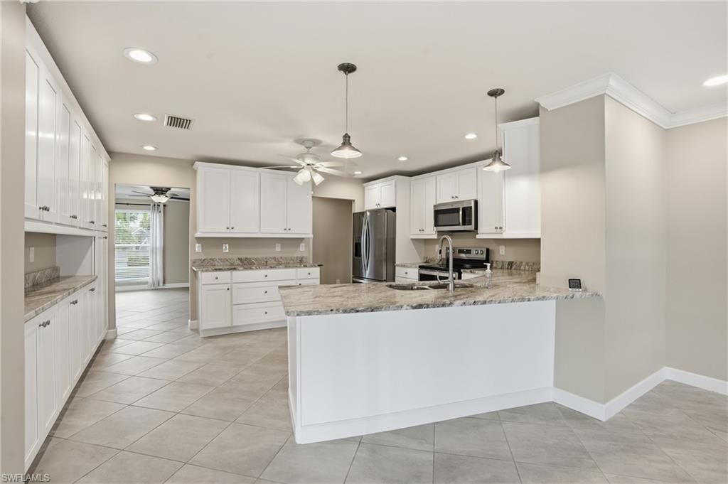 13794 River Forest Dr, Fort Myers, FL 33905 Photo