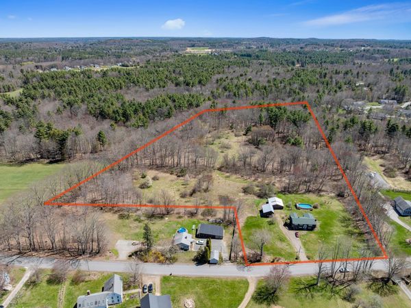 58 Willow Road, East Kingston, NH 03827