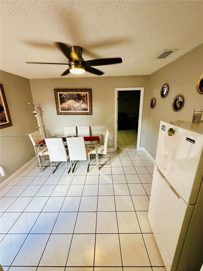 13741 SW 11th St , Miami, FL 33184 Photo