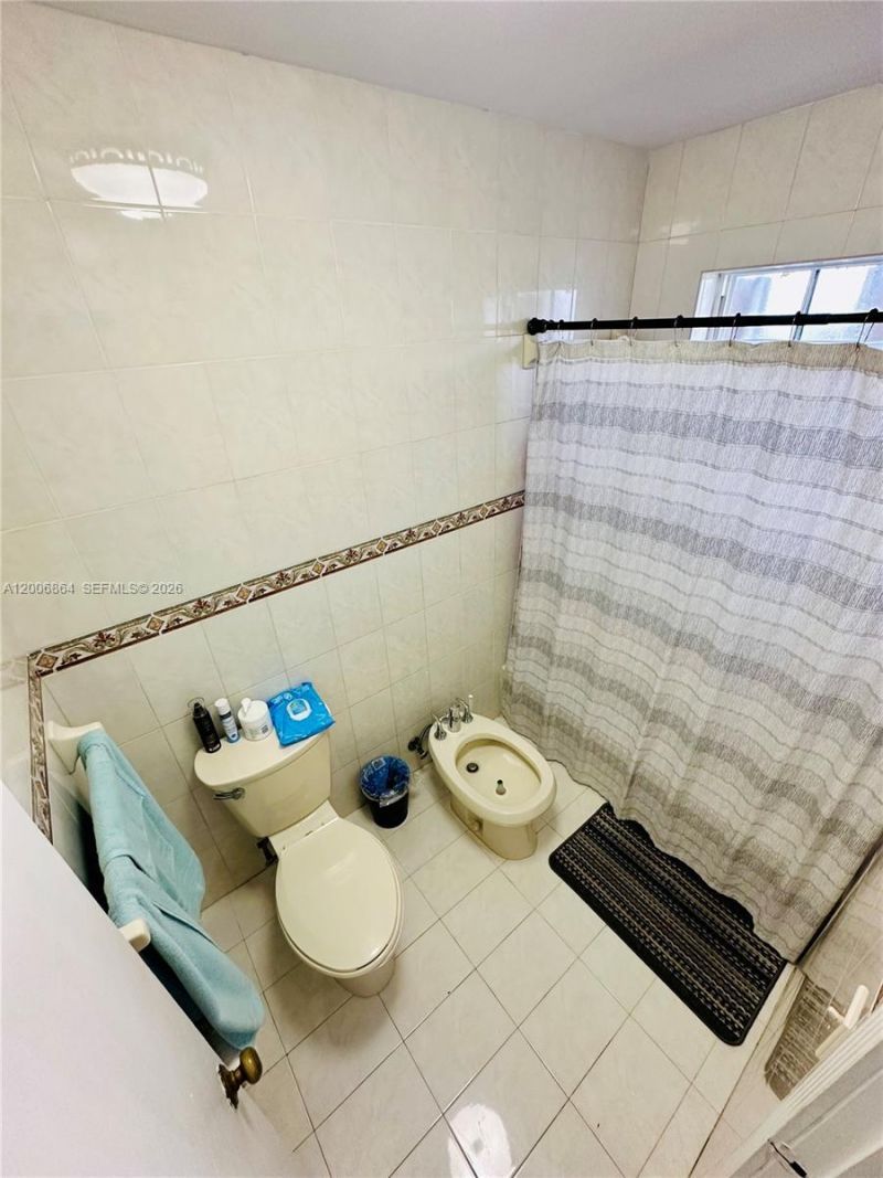 13741 SW 11th St , Miami, FL 33184 Photo