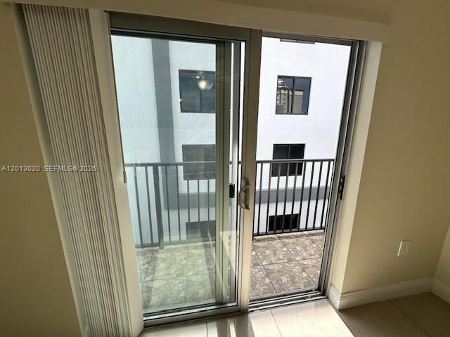 1337 NW 1st St, Unit 14, Miami, FL 33125 Photo