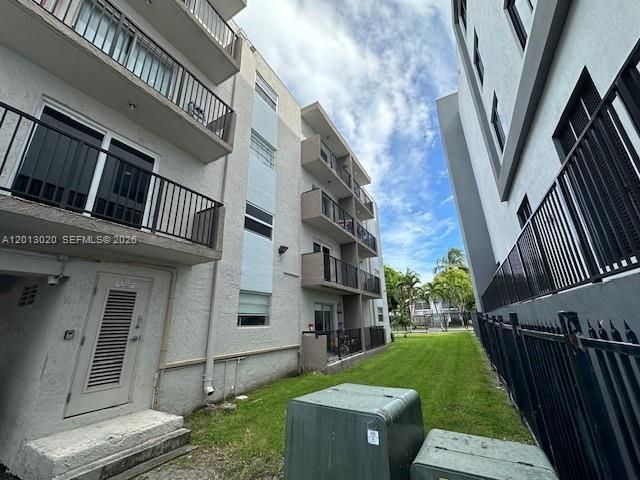 1337 NW 1st St, Unit 14, Miami, FL 33125 Photo