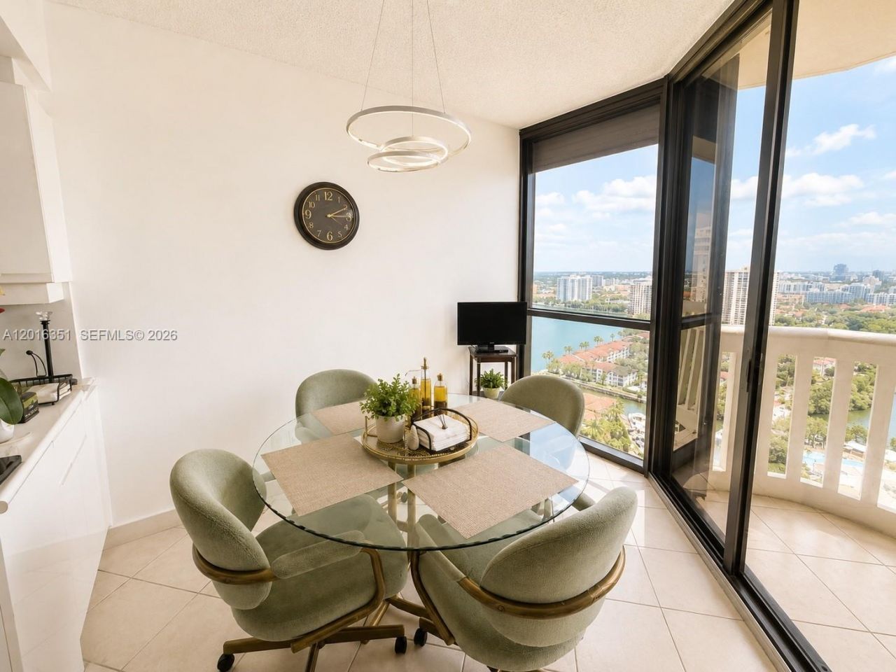 2000 Island Blvd, Unit 2710, Aventura, FL 33160 Photo