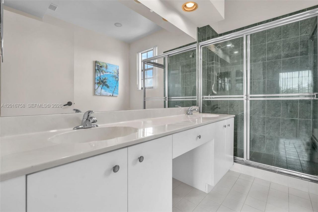 15825 SW 3rd Ct, Unit 204, Pembroke Pines, FL 33027 Photo