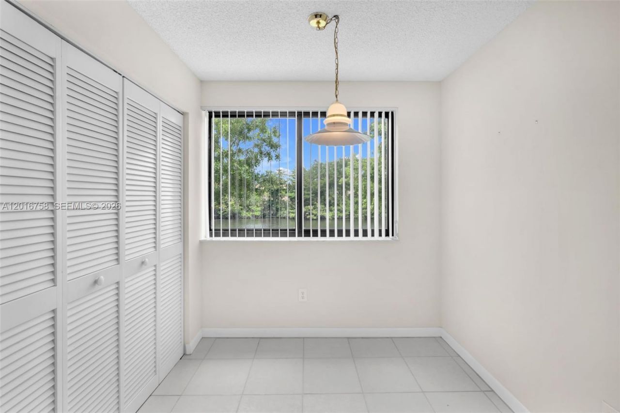 15825 SW 3rd Ct, Unit 204, Pembroke Pines, FL 33027 Photo