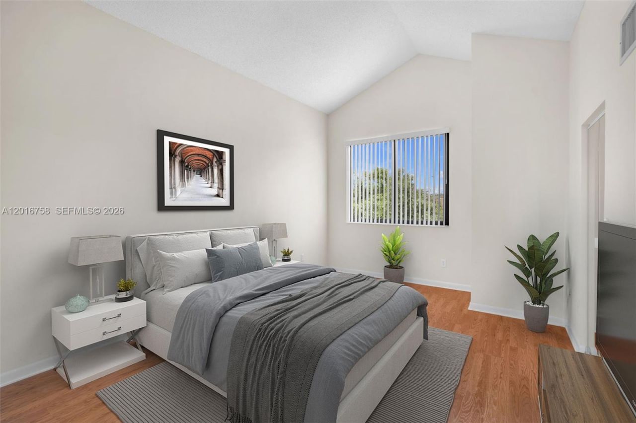 15825 SW 3rd Ct, Unit 204, Pembroke Pines, FL 33027 Photo