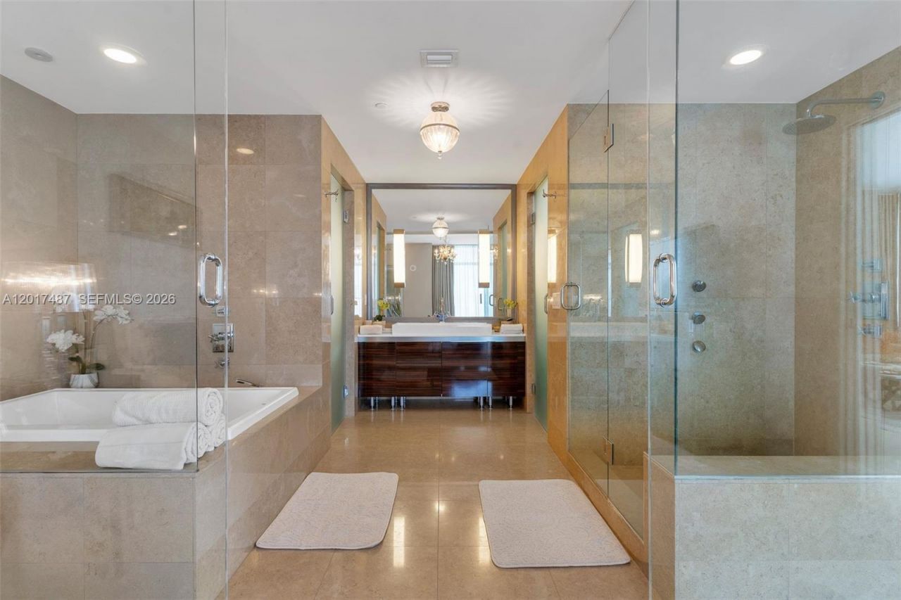 3737 Collins Ave , Unit S-403, Miami Beach, FL 33140 Photo