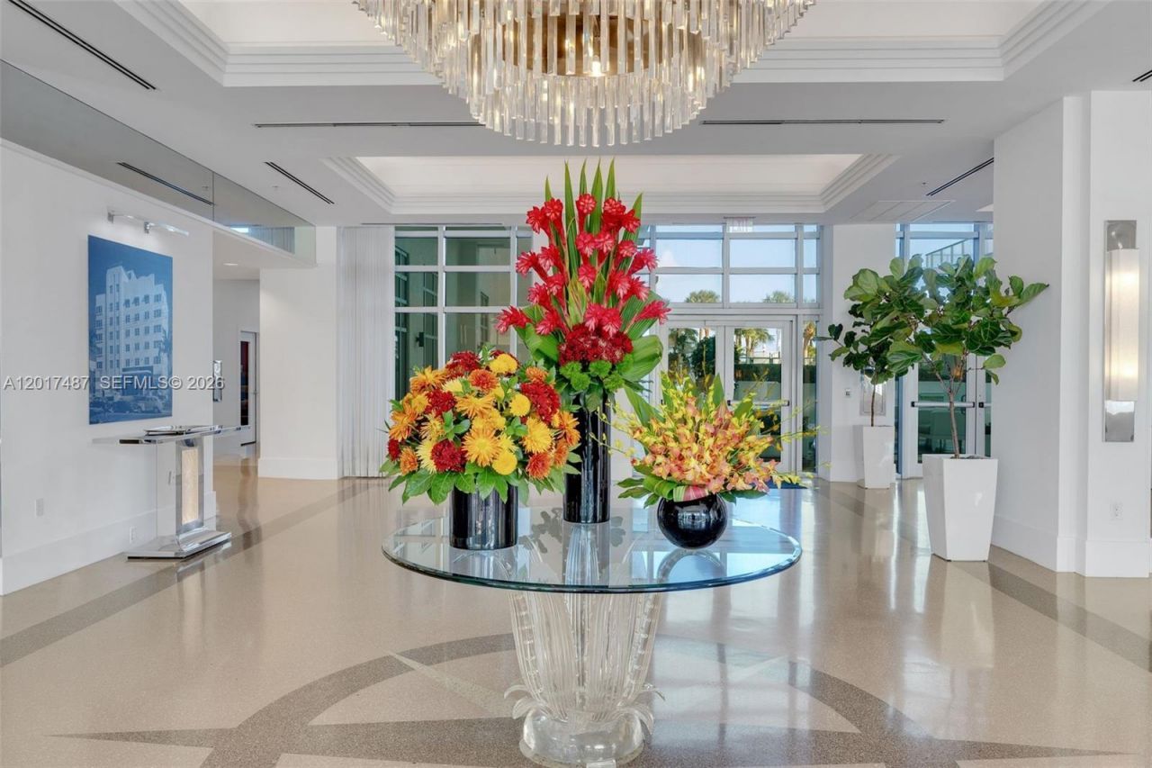 3737 Collins Ave , Unit S-403, Miami Beach, FL 33140 Photo