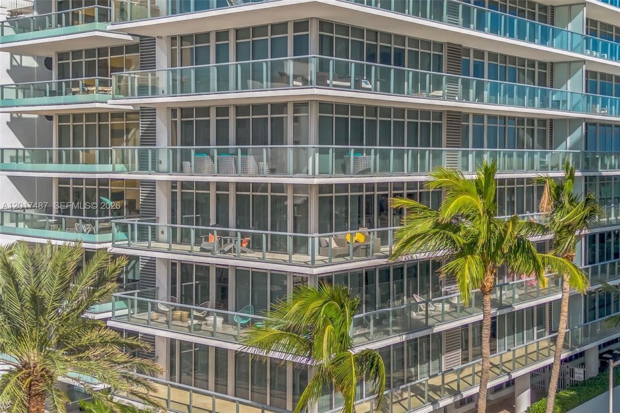 3737 Collins Ave , Unit S-403, Miami Beach, FL 33140 Photo
