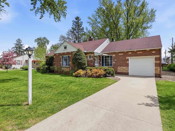 2409 SIMONIS STREET, Stevens Point, WI 54481