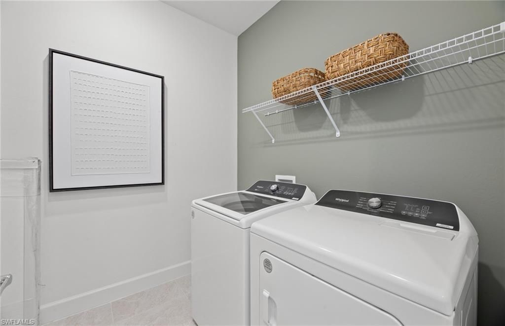 601 Oasis Lake Pl , Lehigh Acres, FL 33936 Photo