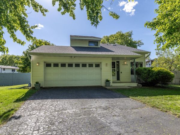 12910 Penn Avenue S, Burnsville, MN 55337