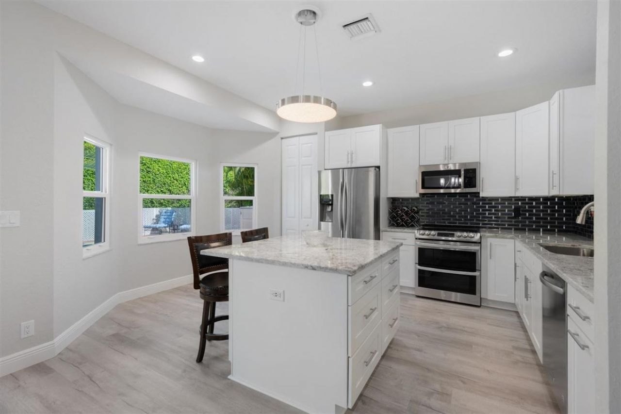 7161 NW Turtle Walk, Boca Raton, FL 33487 Photo