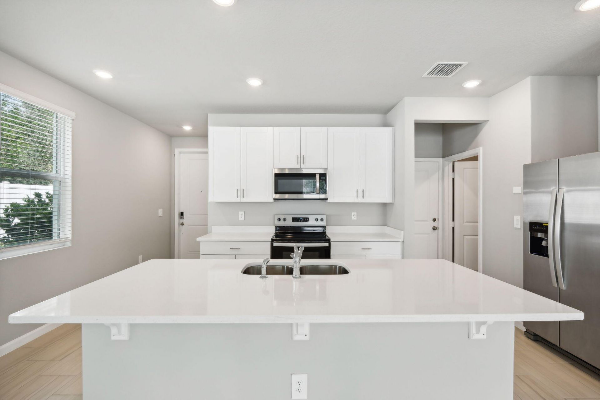 423 Salisbury Circle, Fort Pierce, FL 34982 Photo