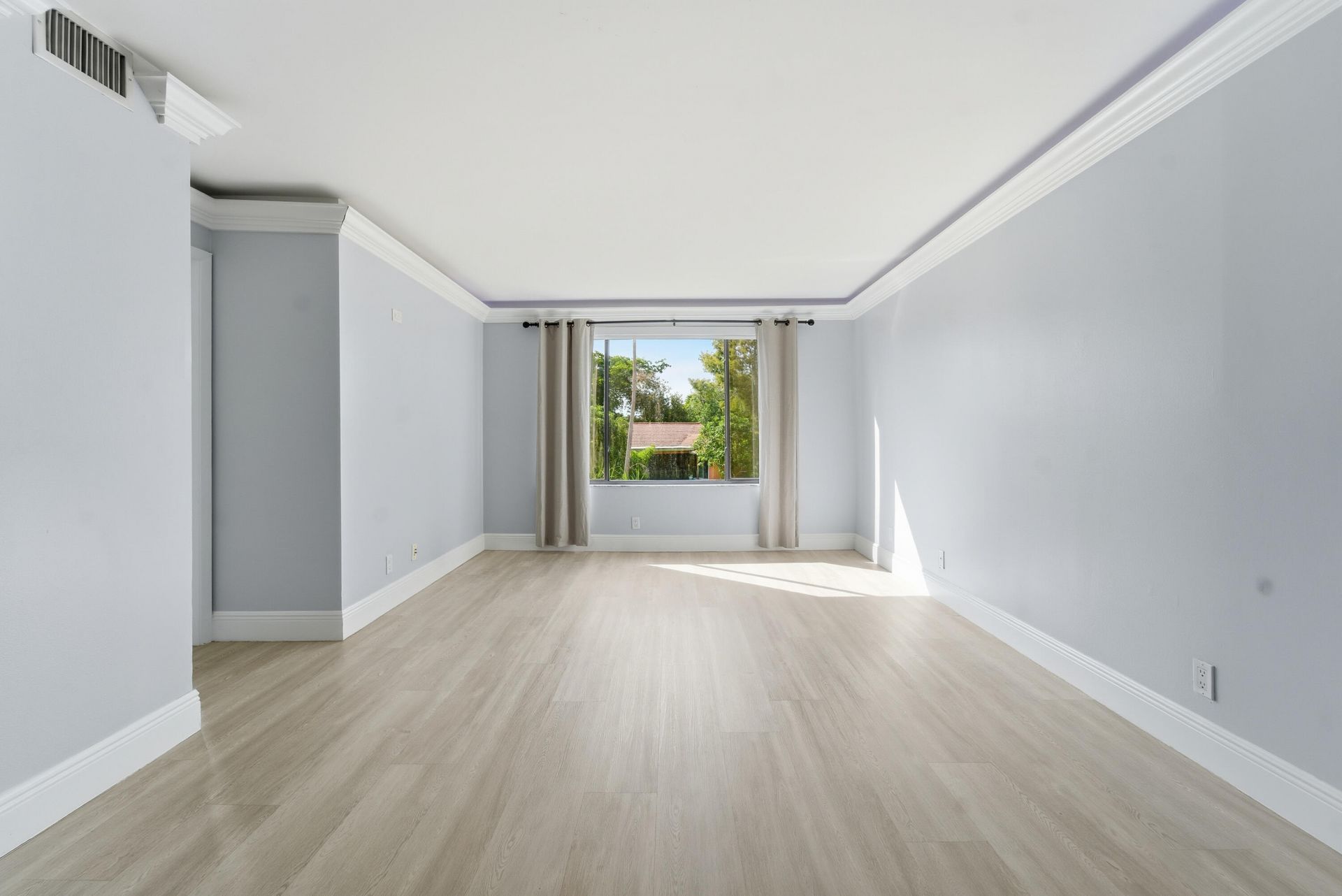 11477 NW 39th Court, Unit 203-1, Coral Springs, FL 33065 Photo