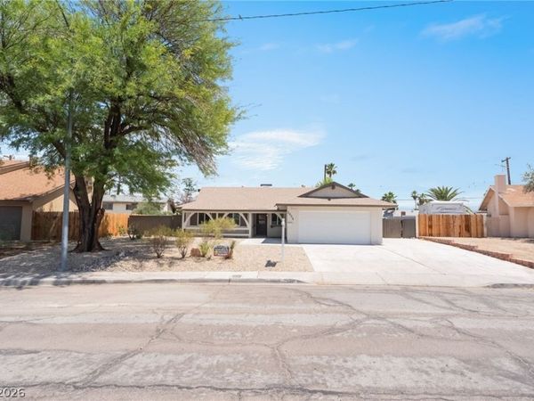 2935 Boise Street , Las Vegas, NV 89121