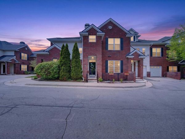 229 Scio Village, Unit 107, Ann Arbor, MI 48103
