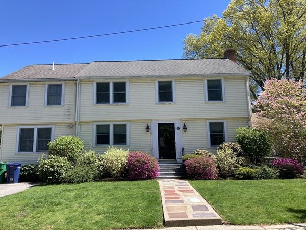 71 Fessenden St, Newton, MA 02460