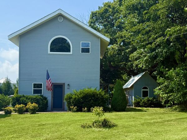 186 Peru Street , Paw Paw, IL 61353