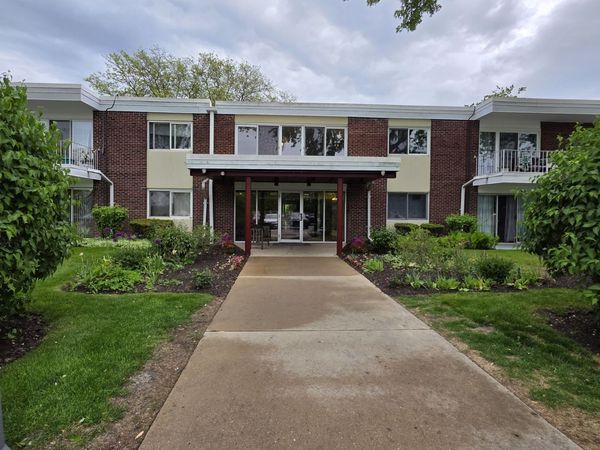 127 N Wolf Road , Unit 41A, Wheeling, IL 60090