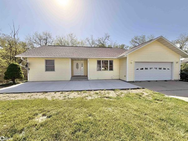 1005 N 16th, Denison, IA 52442