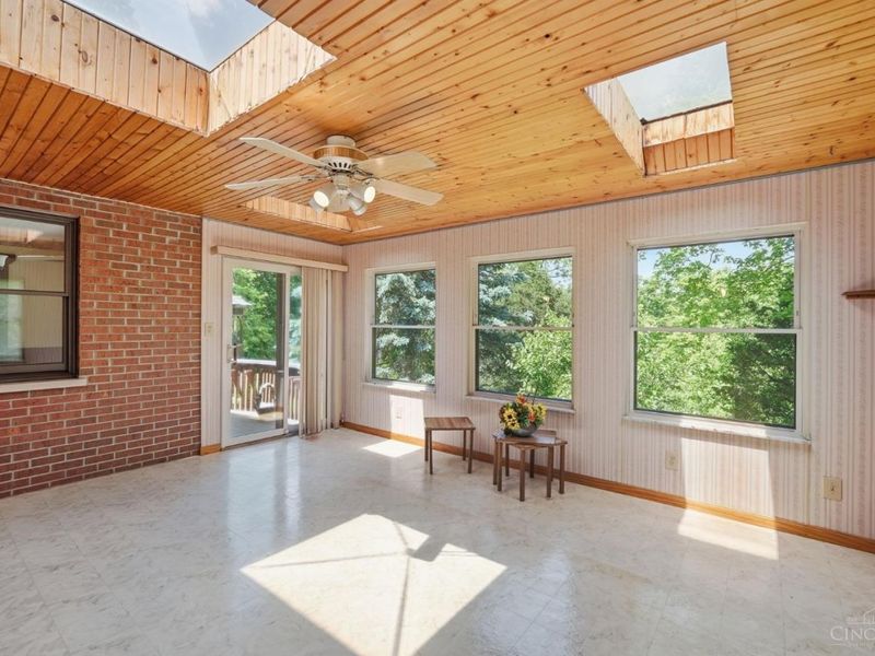 4290 Marcrest Drive, Cincinnati, OH 45211 Photo 39