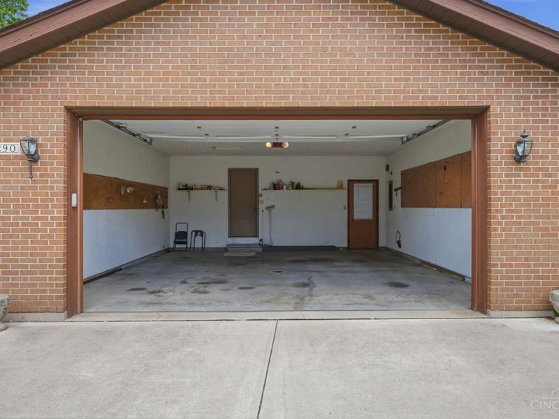 4290 Marcrest Drive, Cincinnati, OH 45211 Photo 81
