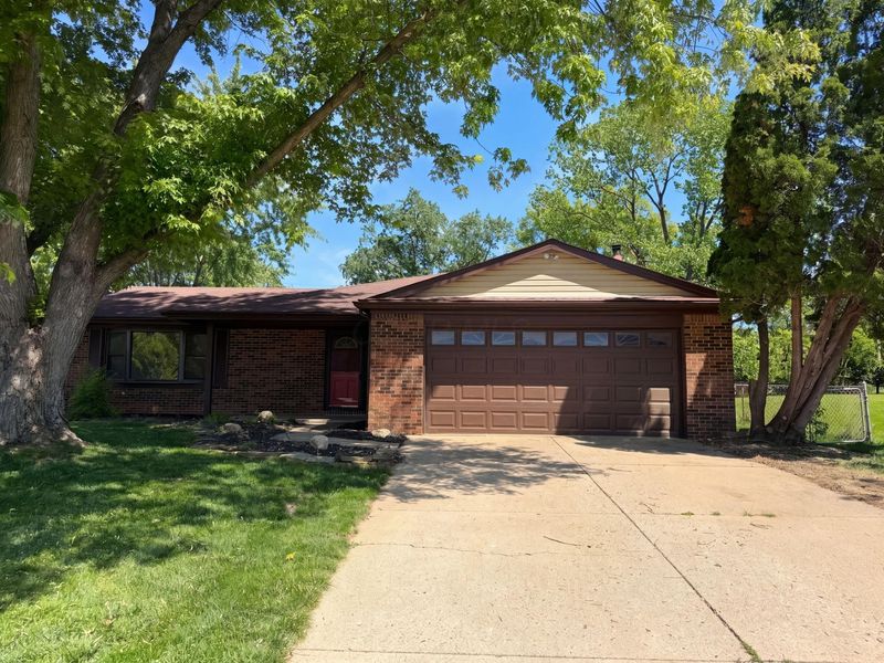 712 Fleetrun Avenue, Columbus, OH 43230 Photo 1