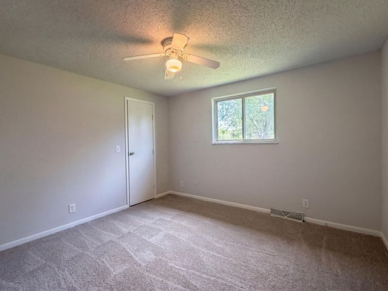 712 Fleetrun Avenue , Columbus, OH 43230 Photo 13