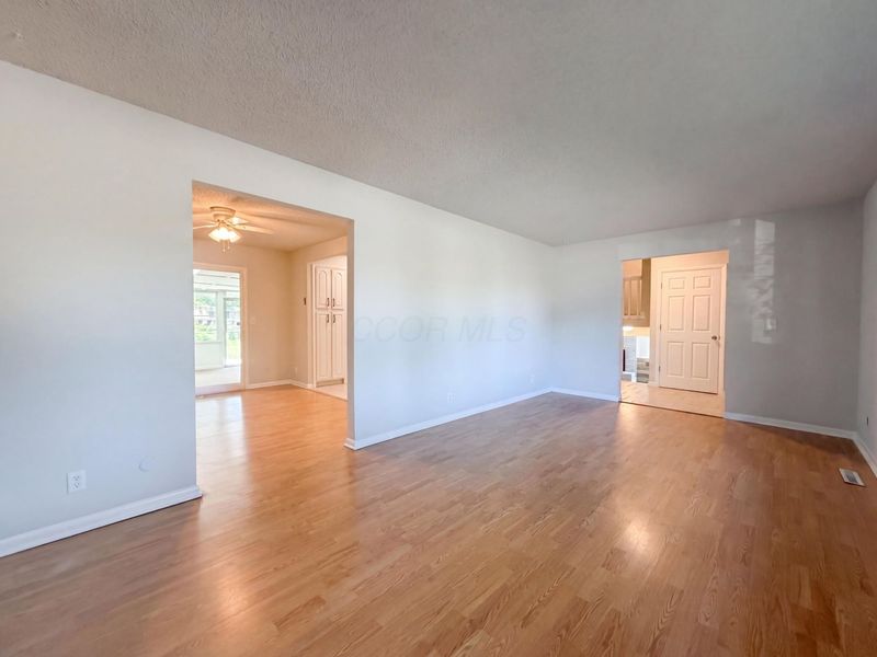712 Fleetrun Avenue, Columbus, OH 43230 Photo 3