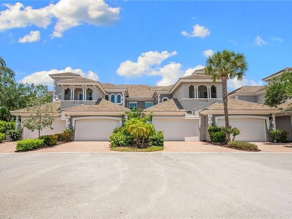 9205 Museo CIR , Unit 201, NAPLES, FL 34114