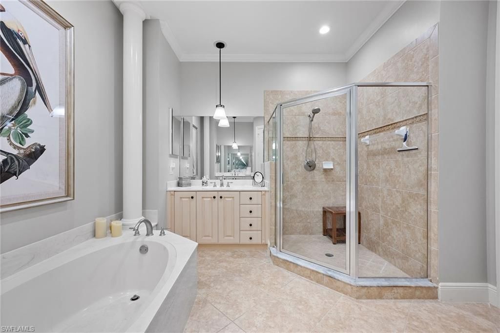 9205 Museo Cir , Unit 201, Naples, FL 34114 Photo