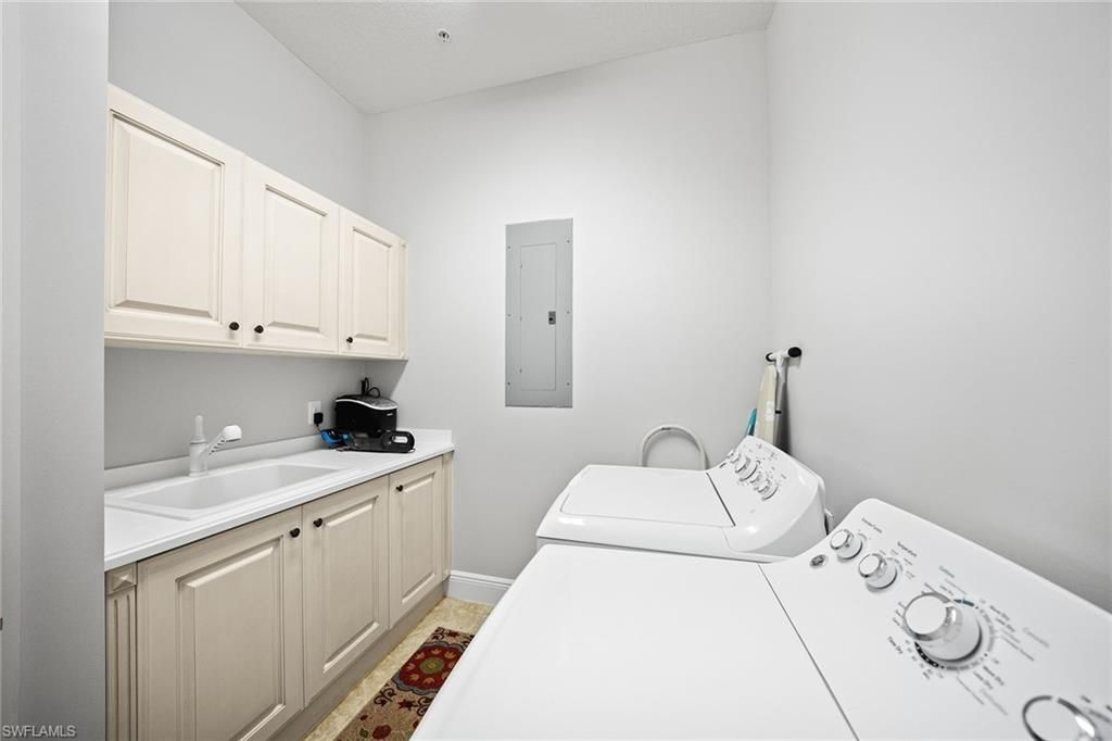 9205 Museo Cir , Unit 201, Naples, FL 34114 Photo
