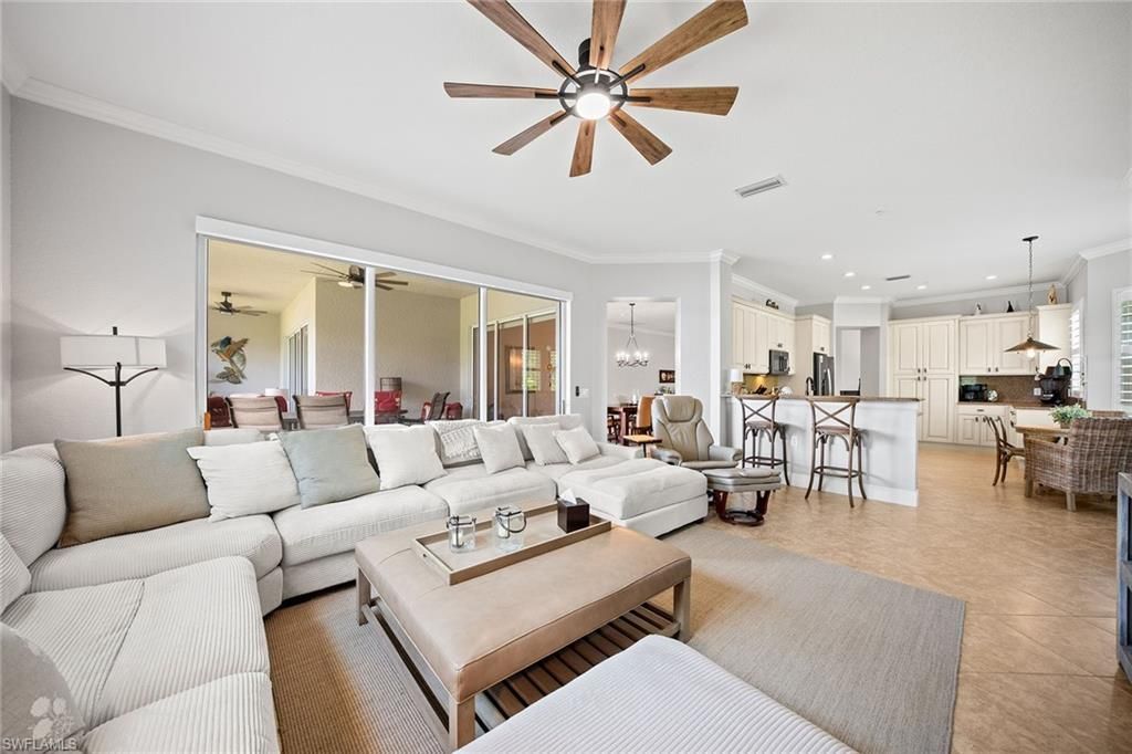 9205 Museo Cir , Unit 201, Naples, FL 34114 Photo