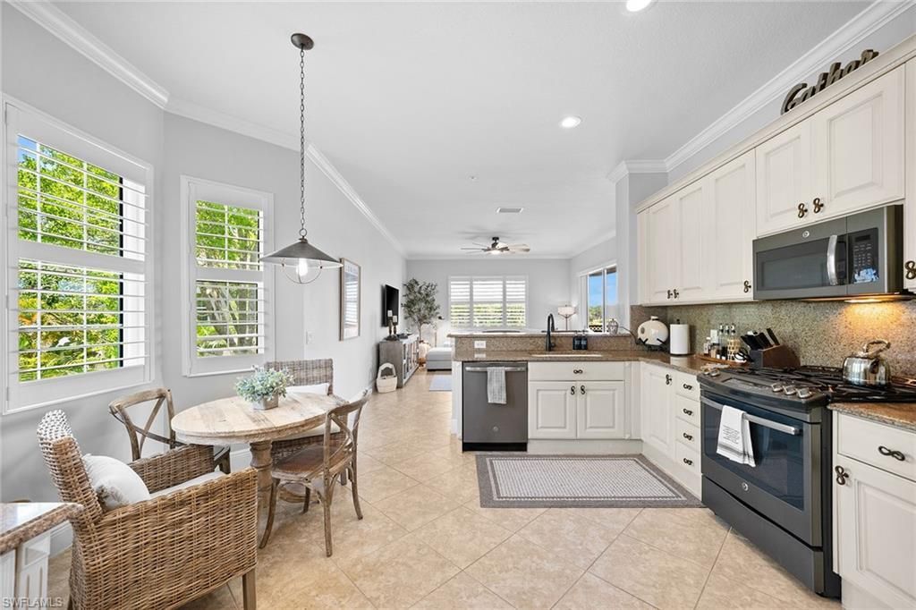 9205 Museo Cir , Unit 201, Naples, FL 34114 Photo