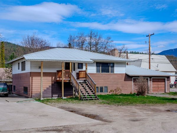 213 E Missoula Avenue , Troy, MT 59935
