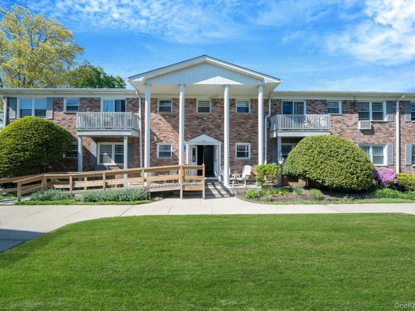 35 Fairharbor Drive, Unit 35, Patchogue, NY 11772