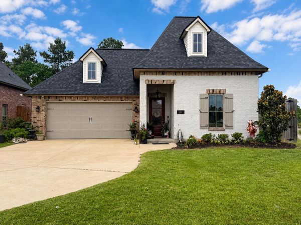602 Lionel , Lake Charles, LA 70605