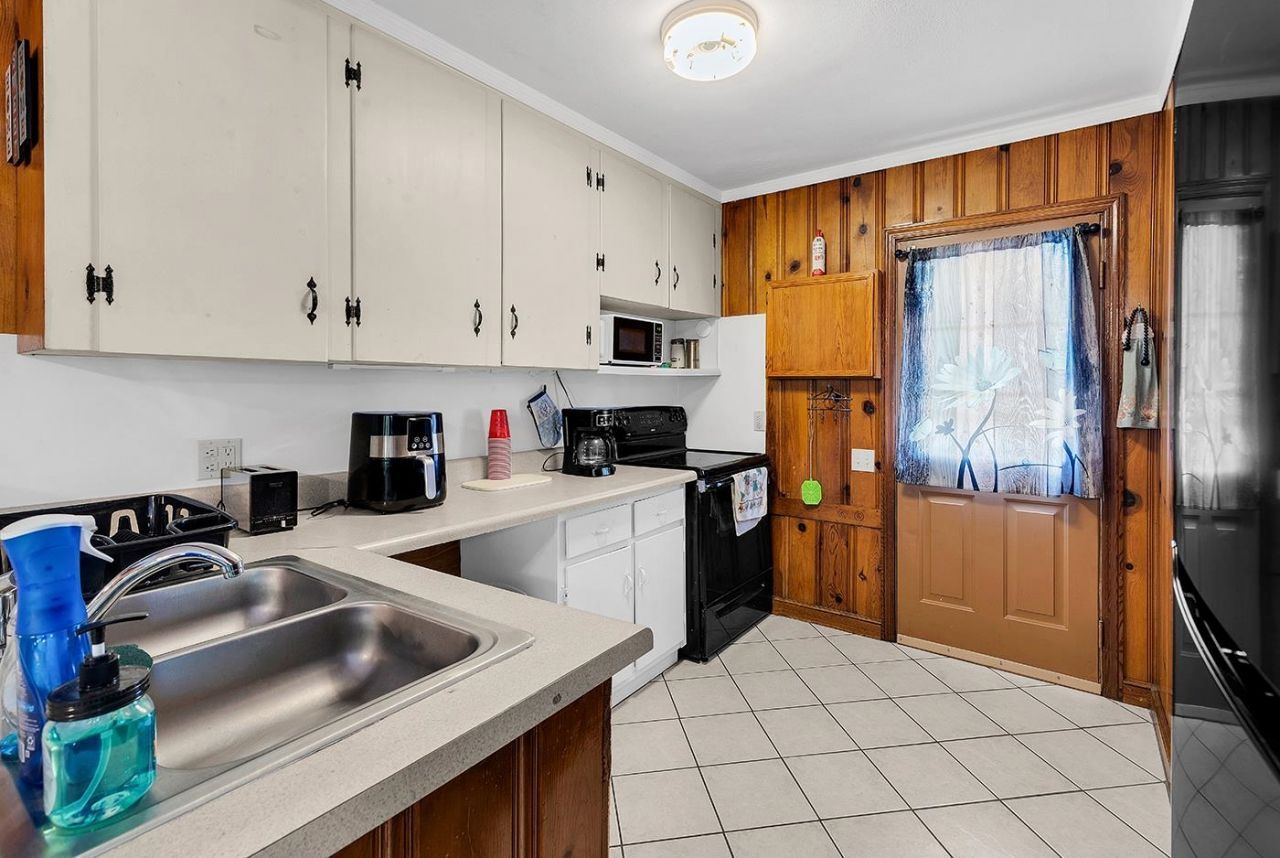 39 Gates Way  Photo 9